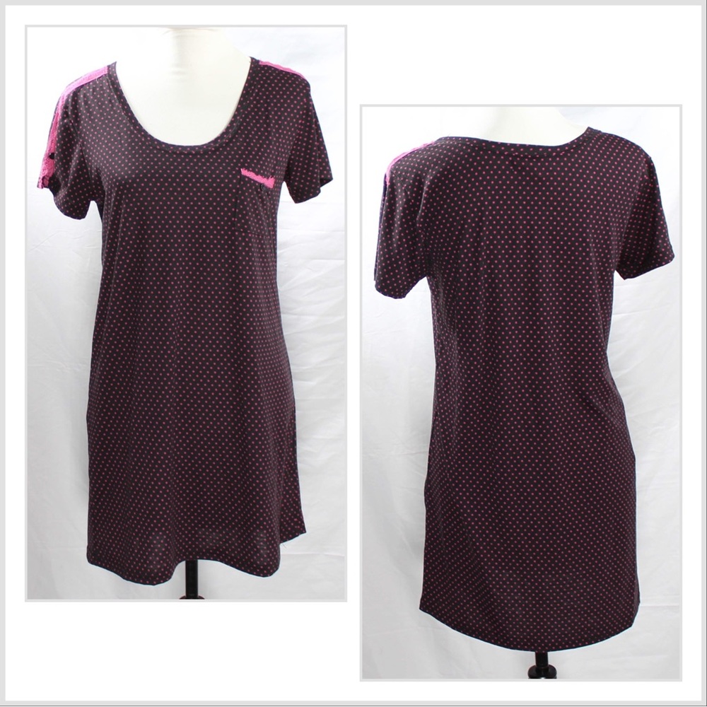 Vintage Y2K Black and Hot Pink Classic T Shirt Lounge Night Dress Night Gown